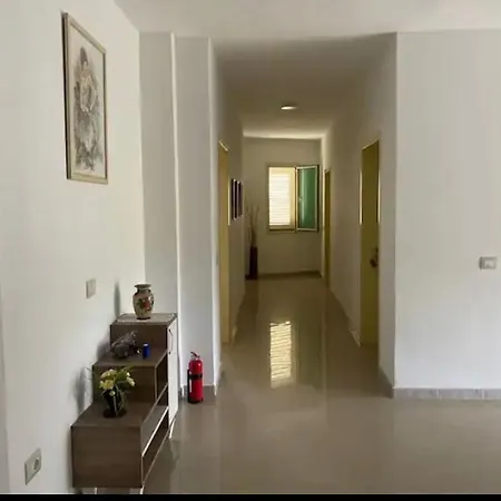 Qerana's Rooms: Corner Of Nature Hotell