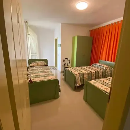 Qerana's Rooms: Corner Of Nature * غوليم